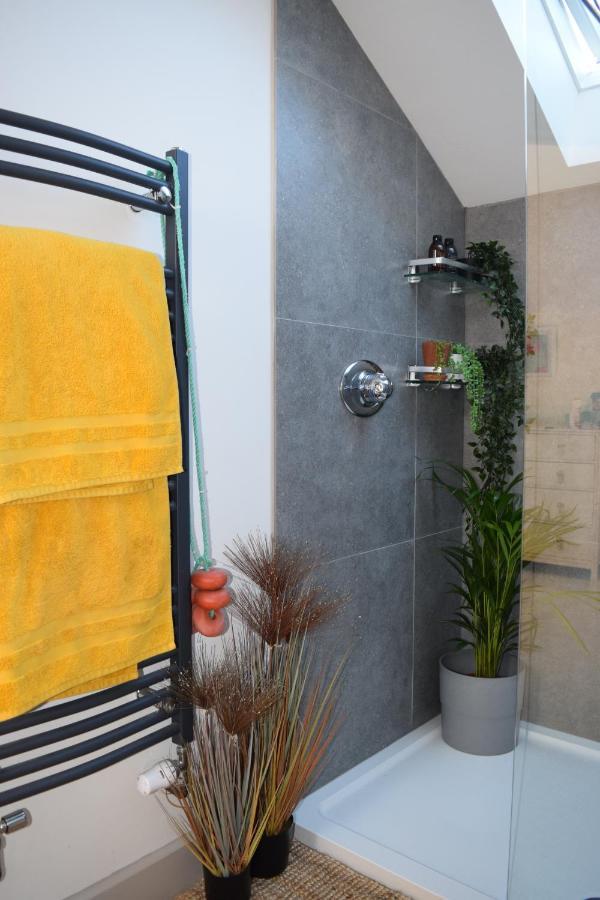 6 Trungle Terrace Bed and Breakfast Paul Εξωτερικό φωτογραφία