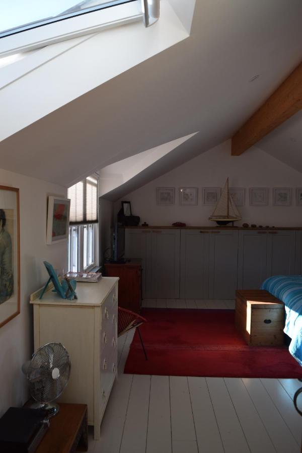 6 Trungle Terrace Bed and Breakfast Paul Εξωτερικό φωτογραφία